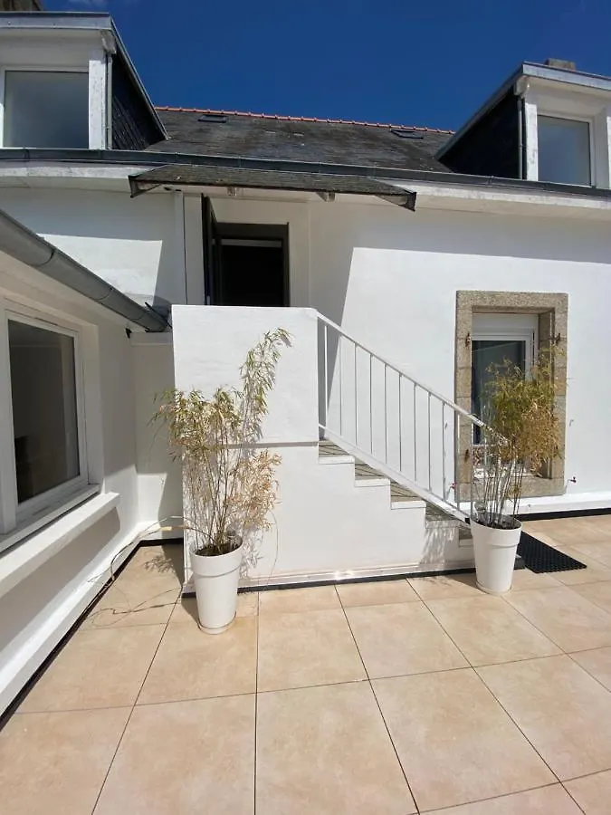 Votre Mini Maison En Plein Coeur Du Centre Ville -Terrasse - Et Parking Prive Sur Place Clos - Draps Et Menage Inclus Concarneau