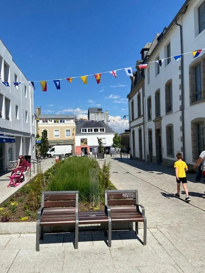 Votre Mini Maison En Plein Coeur Du Centre Ville -Terrasse - Et Parking Prive Sur Place Clos - Draps Et Menage Inclus Concarneau 0*,  Frankrig